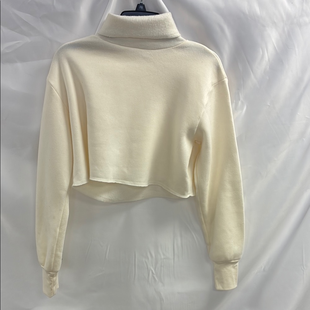 Urban Outfitters Cream Turtleneck Sweater Size Small